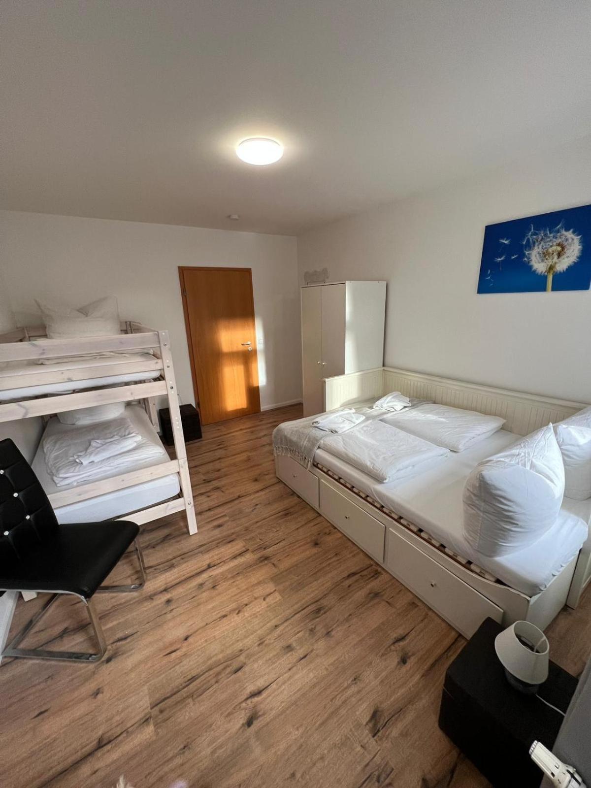 Apartment Bernstein Ruhig, Familienfreundlich Mit Garten روستوك المظهر الخارجي الصورة